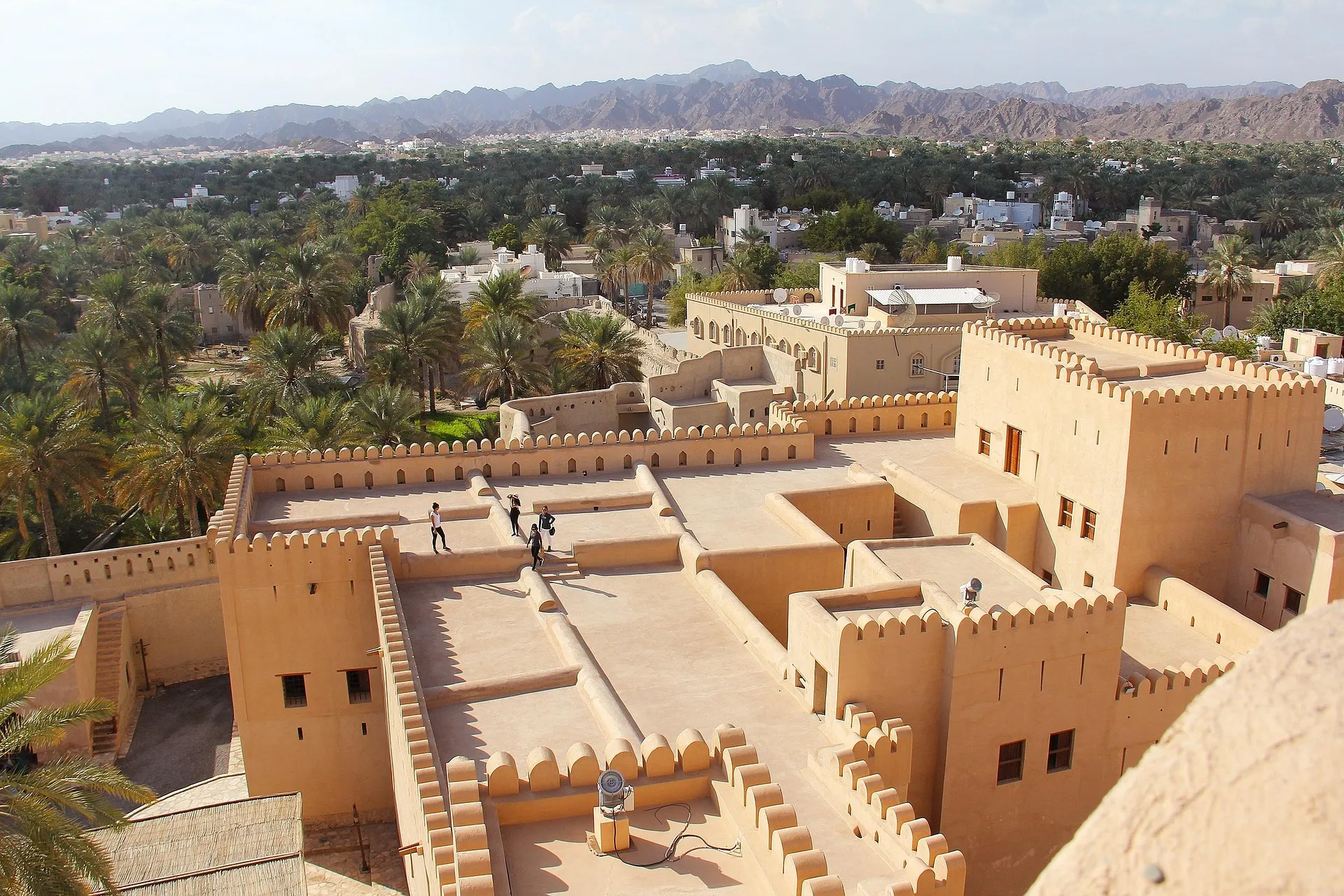 Nizwa Fort & Souq – Cultural Heritage Tour