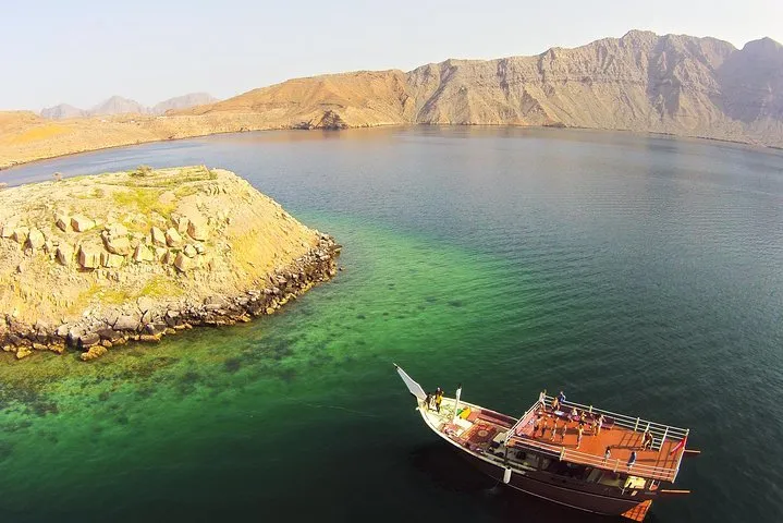 Musandam Fjords – Coastal Beauty Adventure