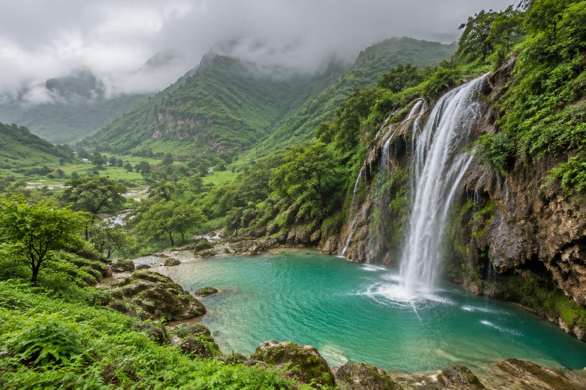 Salalah Khareef Waterfalls & Beaches Tour